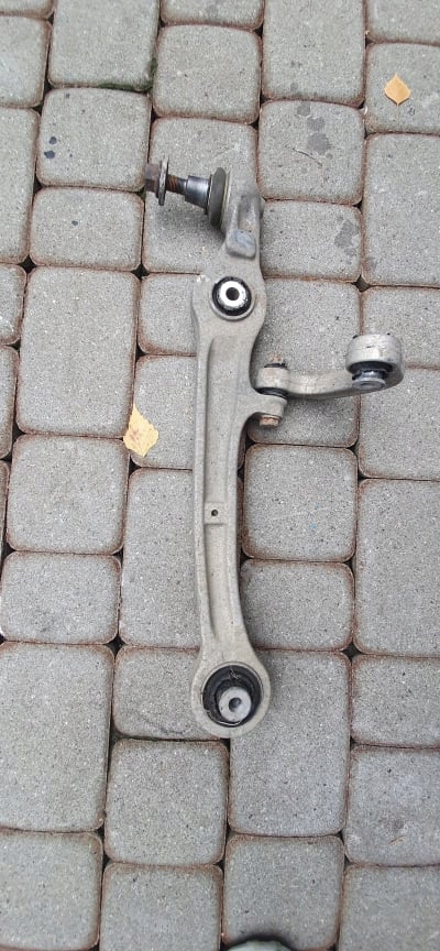 фото №1, Audi a6 c6 важіль правий перед 4f0407694g