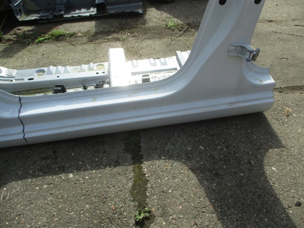 фото №2, Renault clio v порог левый 19-24 rok ov369