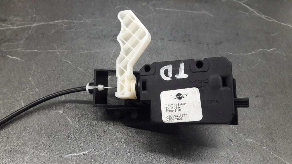 фото №4, 7152588 привід кришки заливної пального mini r50