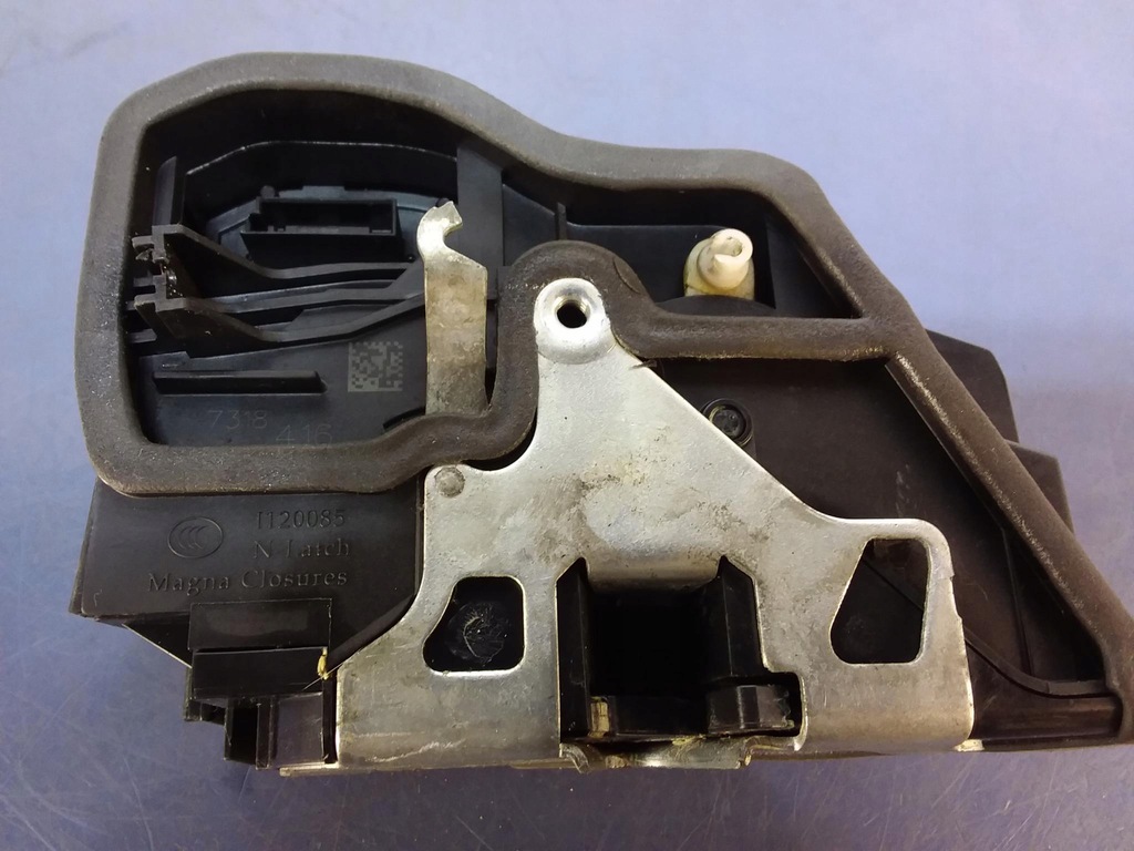 фото №5, Bmw x3 f25 замок дверь перед правый 4 pin 7318416