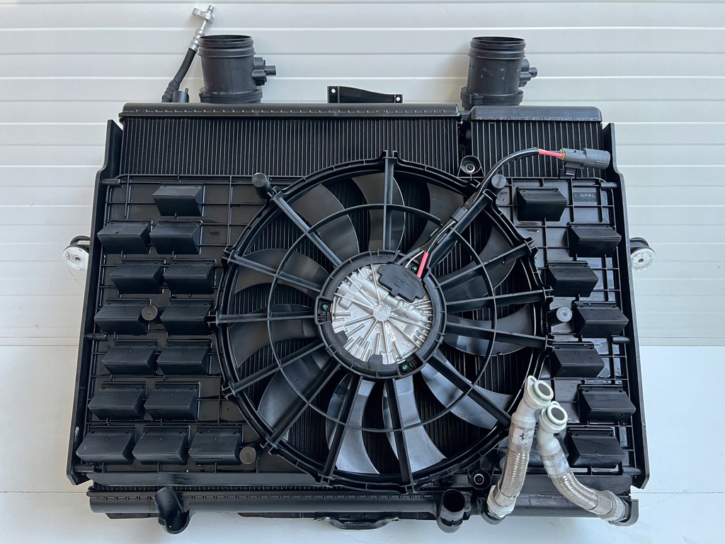 фото №1, Pas передний радиатор комплект ferrari purosangue f175