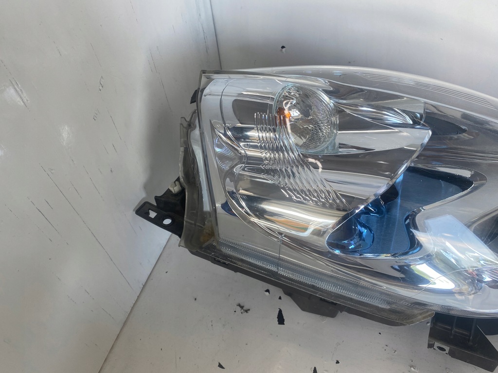 фото №5, Nissan leaf i лампа правый перед full led