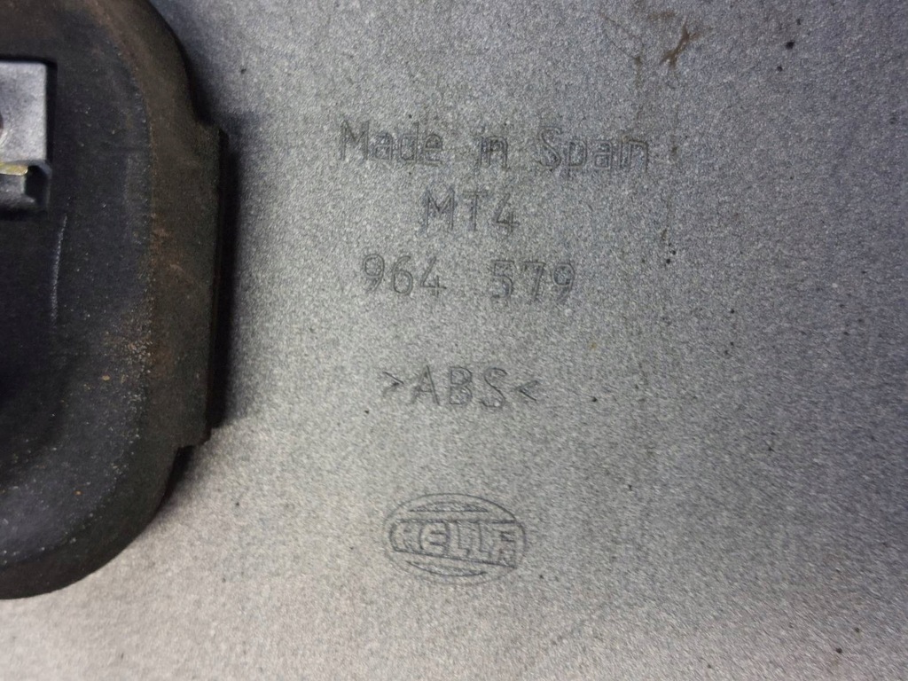 фото №8, Накладка крышки багажника seat alhambra mk1 lift lb7z