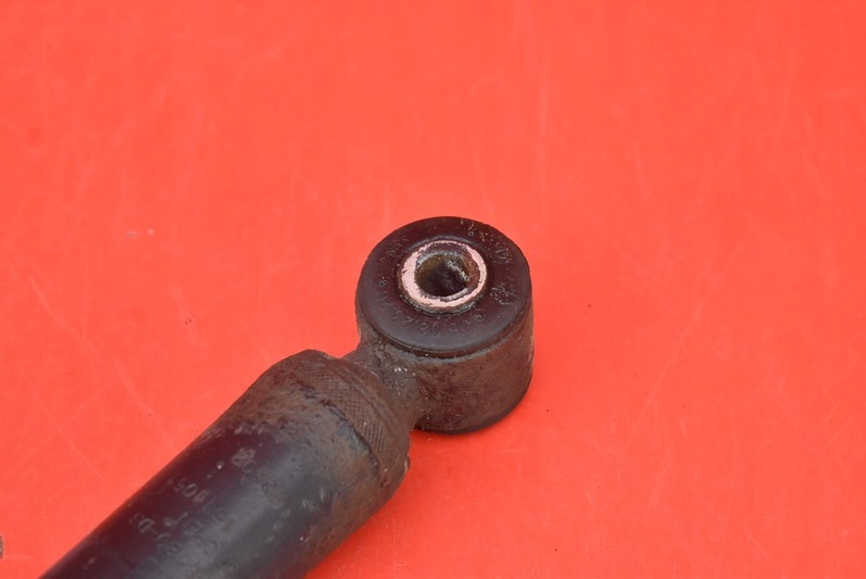 фото №7, Амортизатор правий задня ey16-18080-db ford transit courier 1.5 tdci 75 km