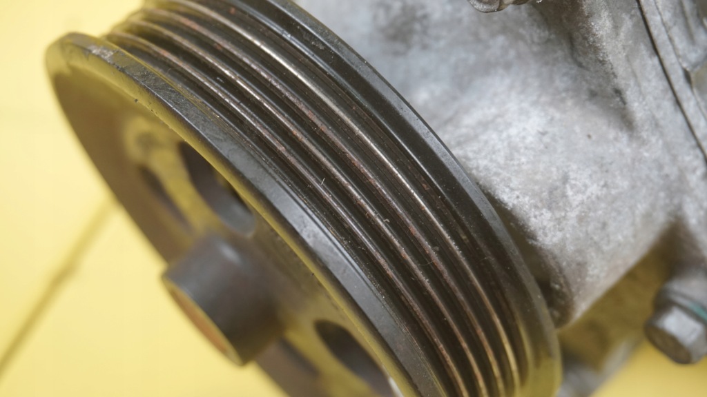 Opel astra k 1.4 b 18r 101km b14xe lv7 насос води 528074526 в Україні