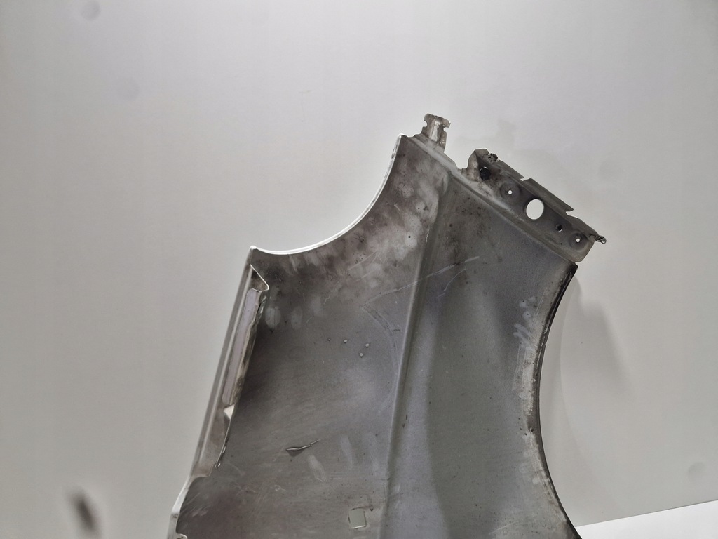 фото №14, Trafic vivaro primastar крыло передний левый