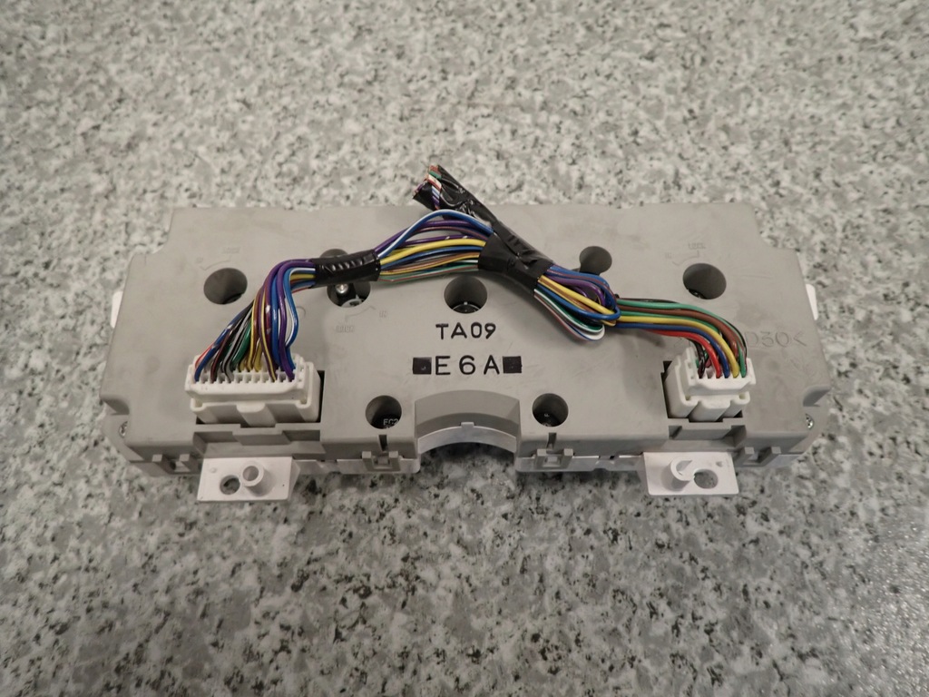 фото №5, Mazda 6 mazda6 05-07 панель обдув