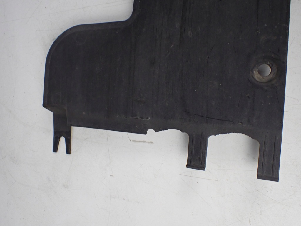 фото №5, Захист підвіска права audi a5 8t 8t8825216b 8t8825216c