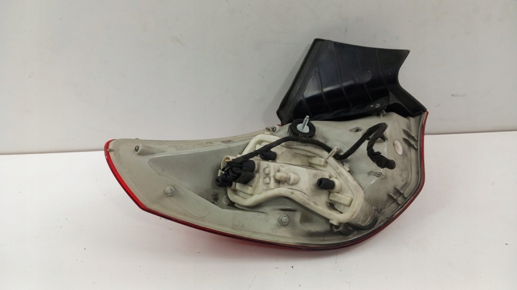 фото №4, Opel astra j hb лампа задняя правая