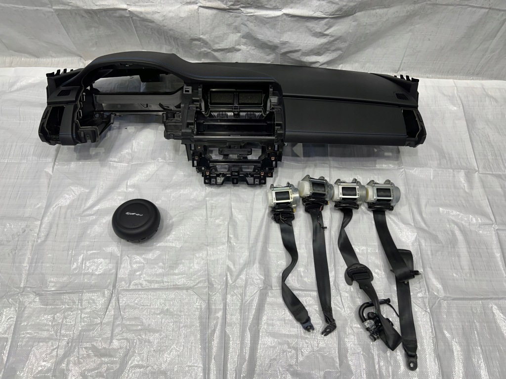 фото №1, Консоль подушки безпеки ремені jaguar e-pace оригінал