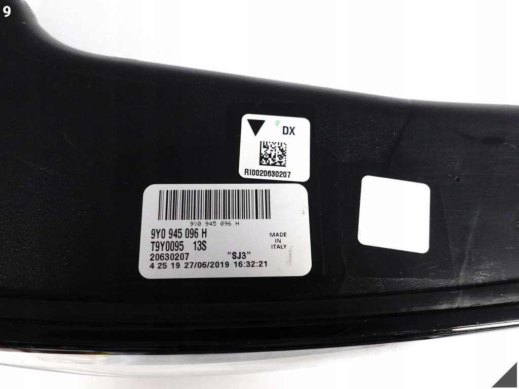 Porsche cayenne 3 e3 9y0 18- фара led правий задній європа пошкоджена Ціна