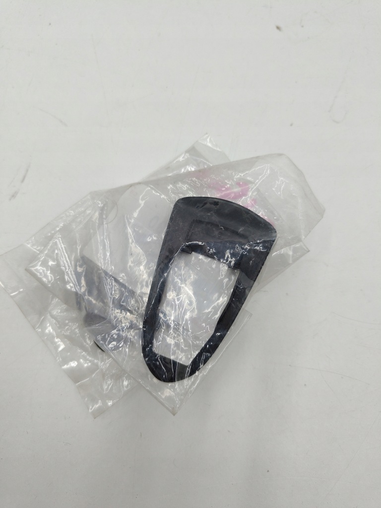 фото №1, Toyota rav4 прокладка ручка дверь перед