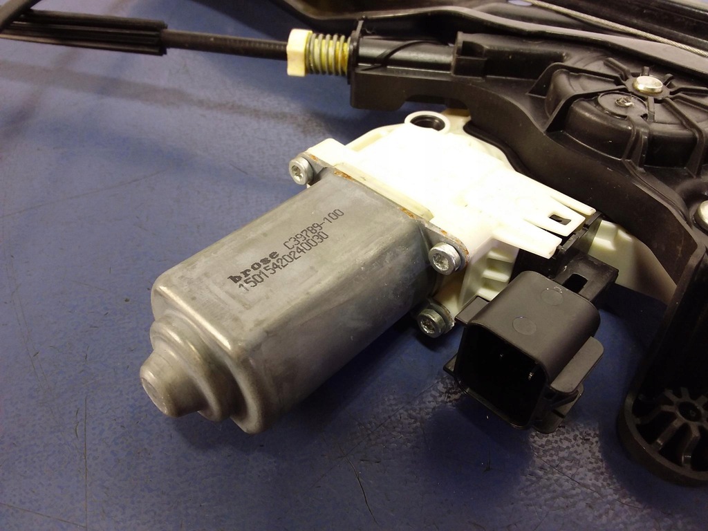 фото №7, Discovery sport подъемник перед правый fk7223200ab