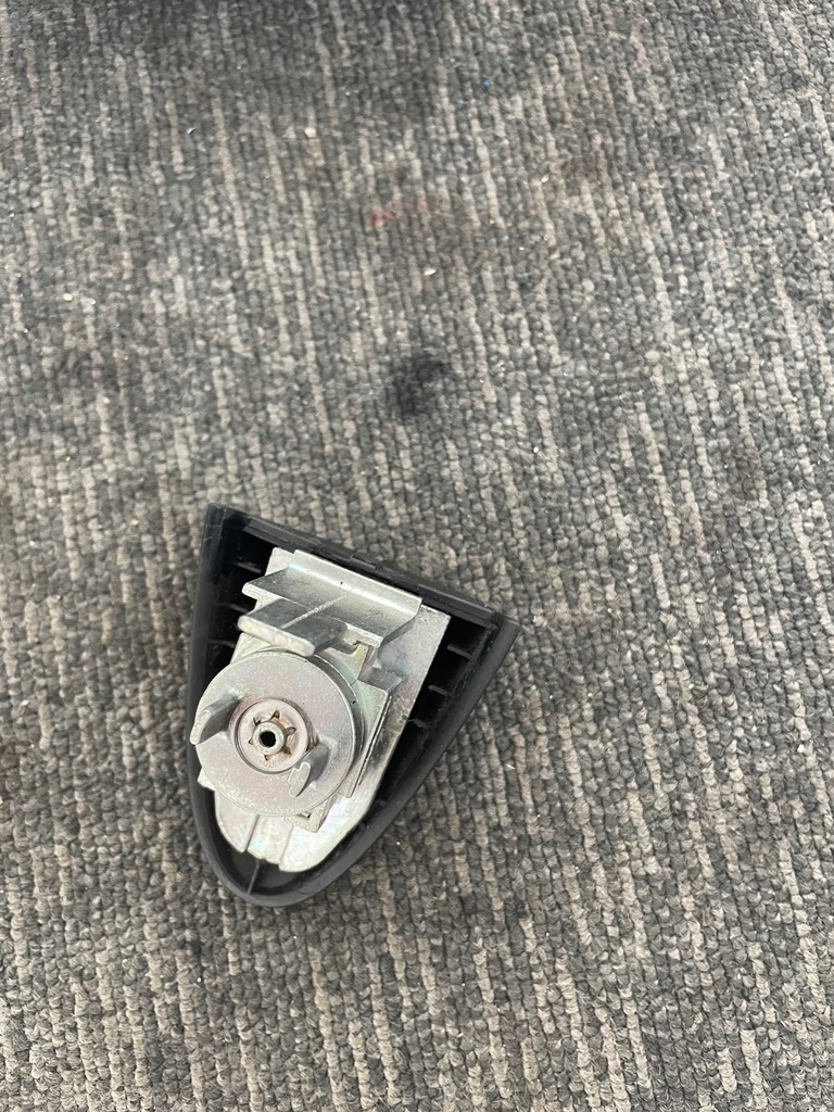 фото №10, Ford transit courier ручка наружная вкладка левый перед левая передняя eu