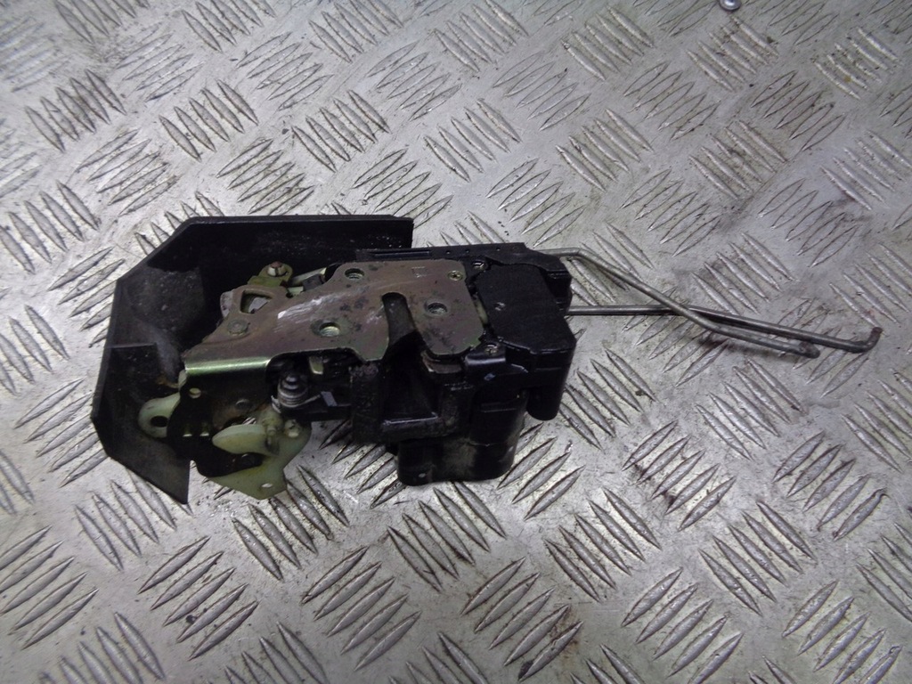 фото №1, Замок дверь левый перед alfa romeo 156 2pin