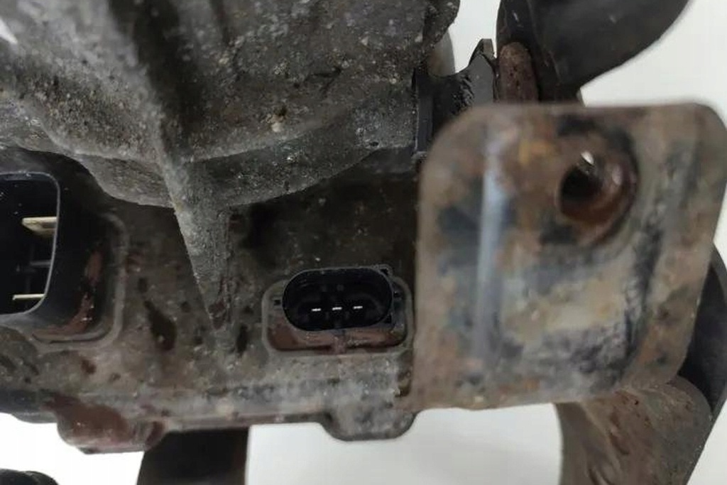 фото №8, Усилитель руля volvo v70 ii sw 31329145 2.4l дизель 120kw 2010