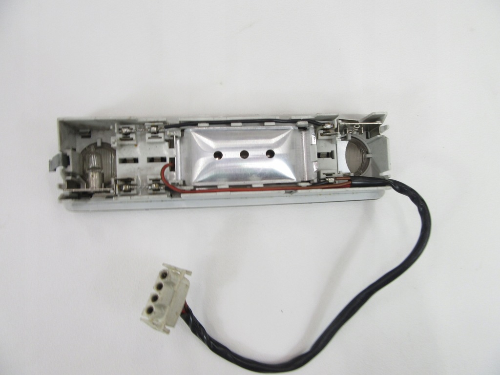 фото №11, Лампа потолочный салонная bmw 5 e34 z3