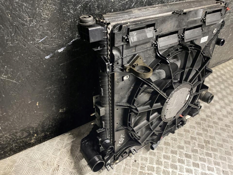 Радіатор ford америка explorer 2020 набір радіатор повітря наддувний Зі Шроту