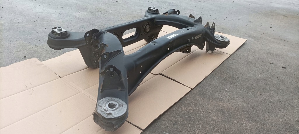 фото №5, Mercedes w205 c-klasa балка підрамник підрамник підрамник задні задня гібрид c350