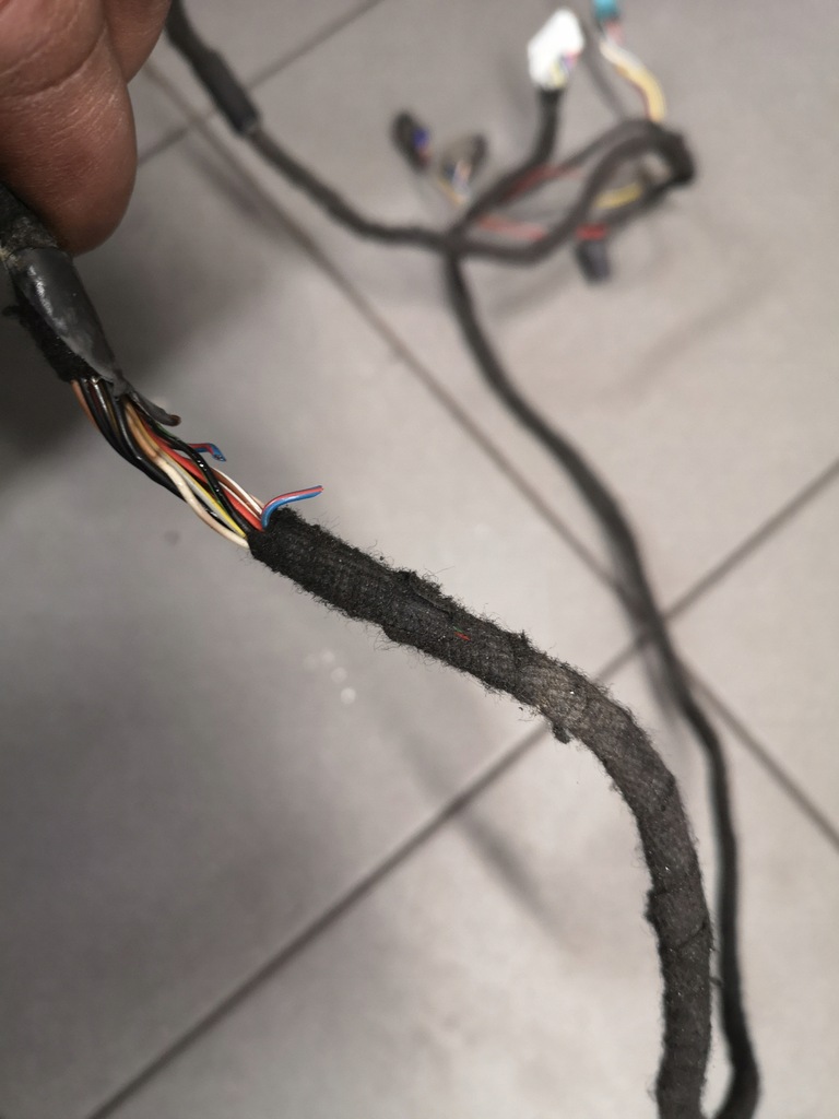 фото №6, Джгут дзеркало ліва audi a8 d3 eu