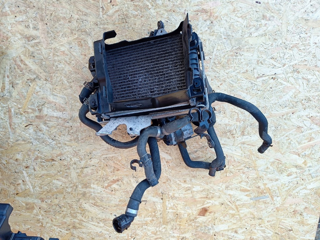 фото №7, Audi a8 4h s8 d4 lift 4.0 tfsi pas передний усилитель передний радиатор