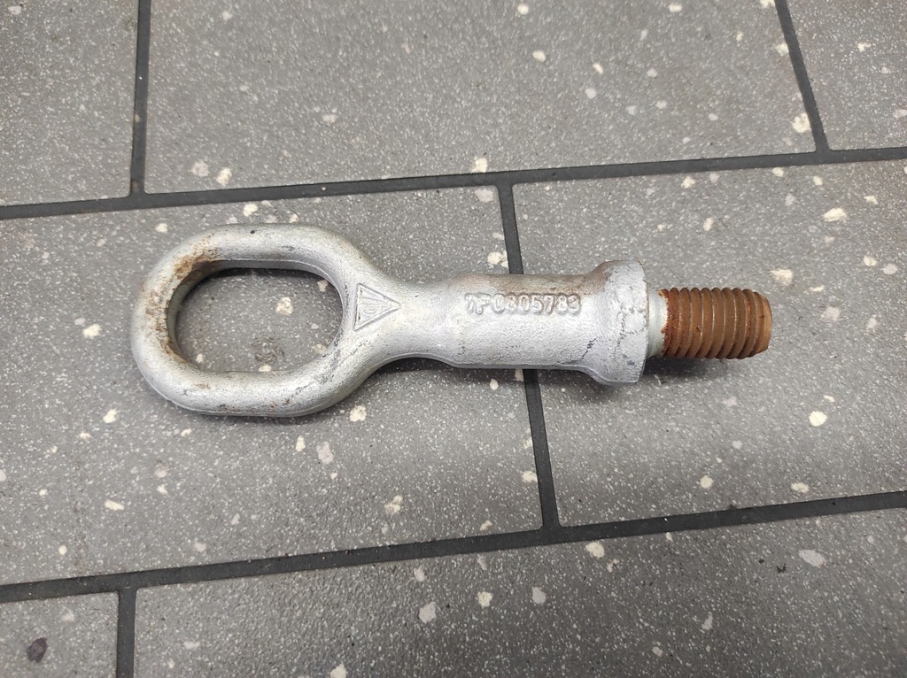 фото №1, Ушко буксировочный porsche cayenne 7p5 7p0805783