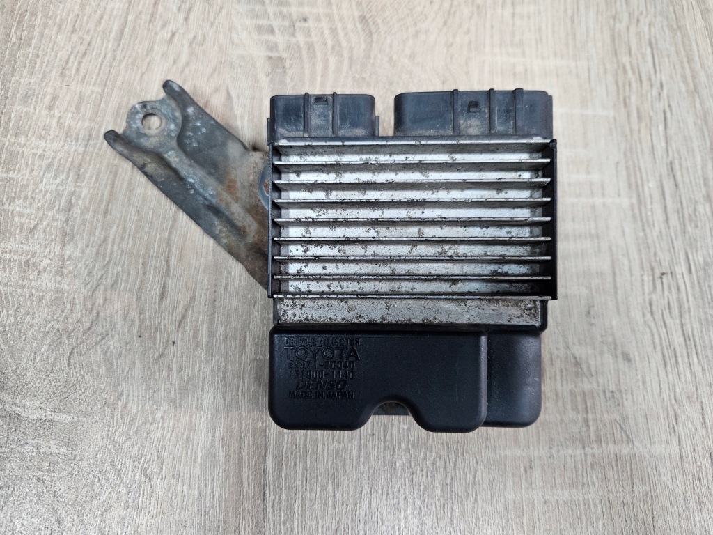 Купити Toyota avensis t25 03-08 2.0 vvt-i блок керування форсунок