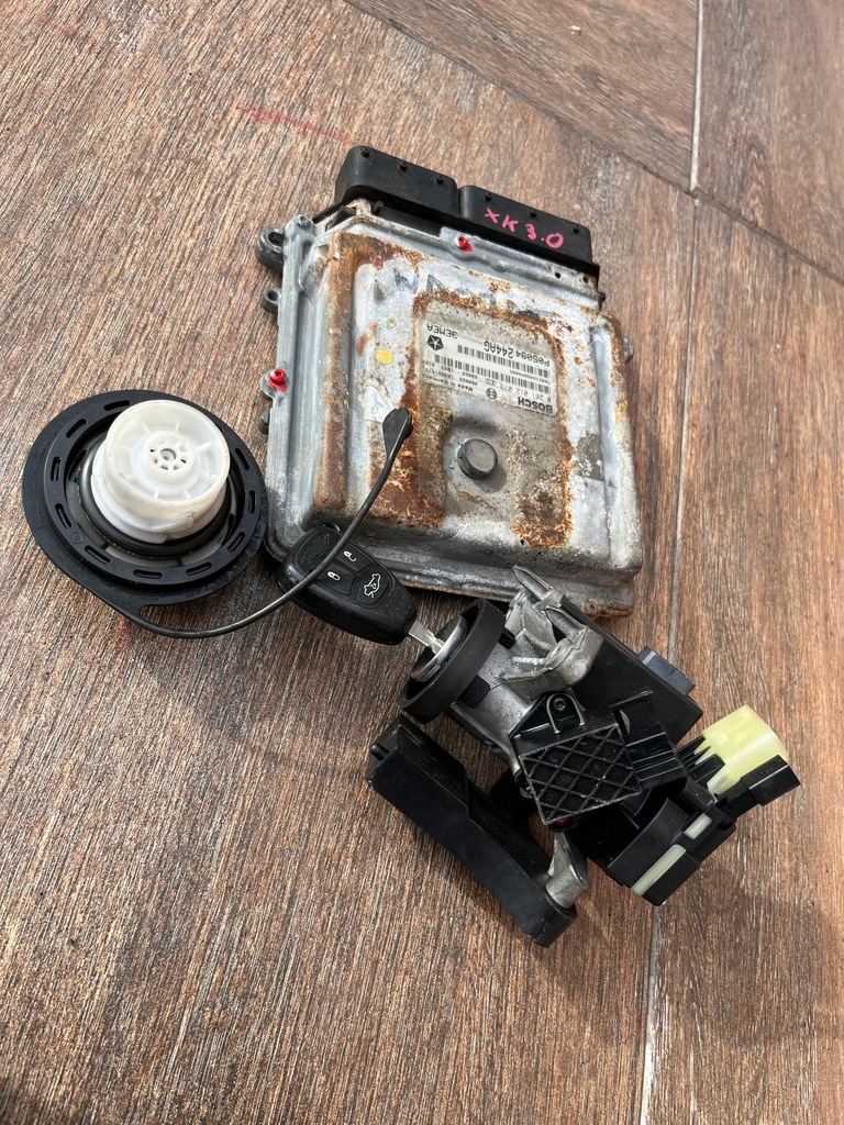 фото №9, Jeep commander 5-10r xk 3.0 бортовой компьютер блок управления