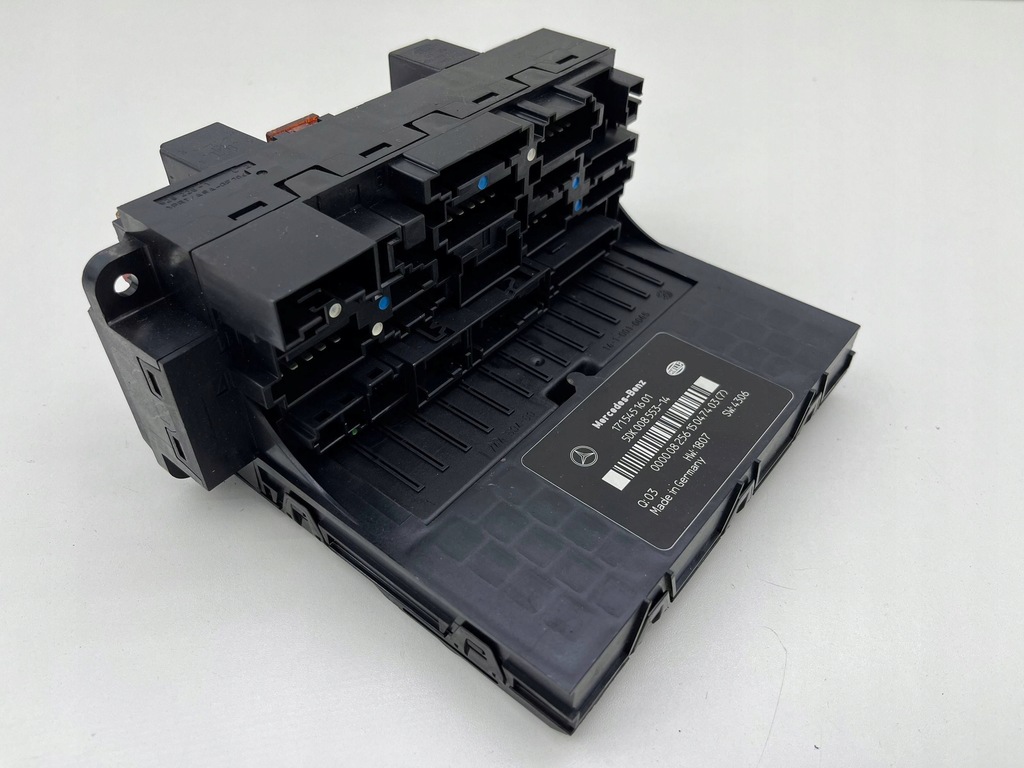 фото №1, Mercedes slk r171 модуль блок управления sam предохранители a1715451601