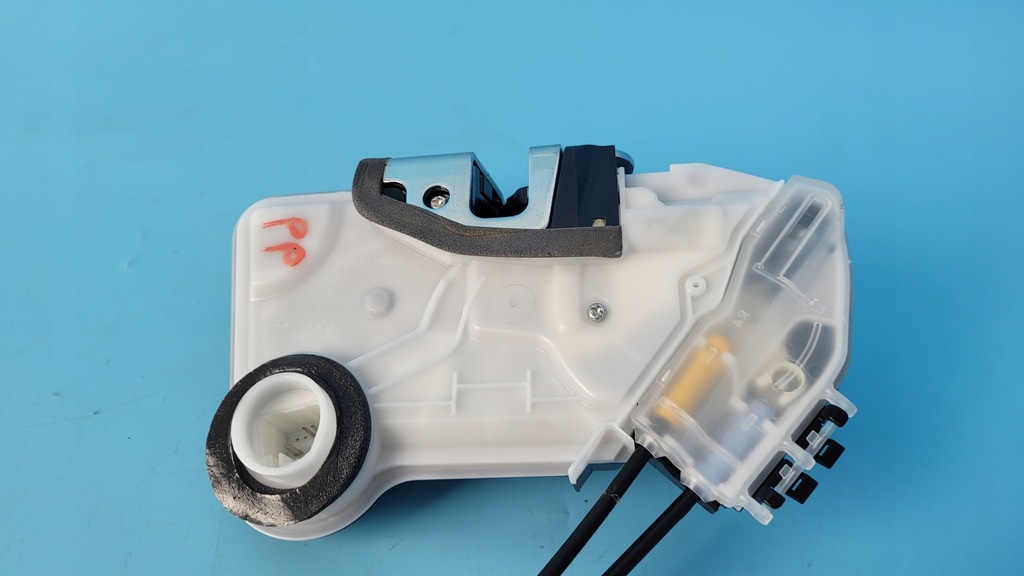 фото №11, Corolla e21 19r замок дверь правый перед 4 pin