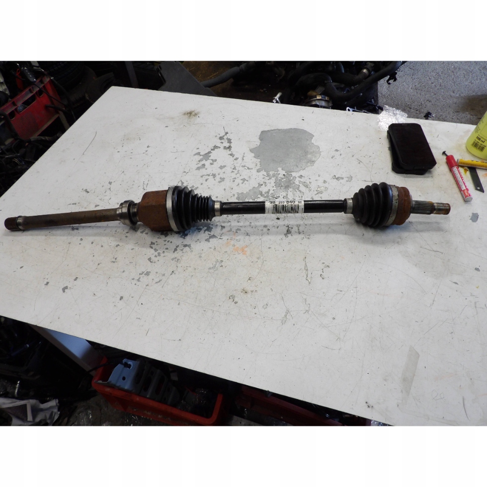 фото №1, Приводной вал правая передняя 9825384080 ds3 peugeot 2008 ii