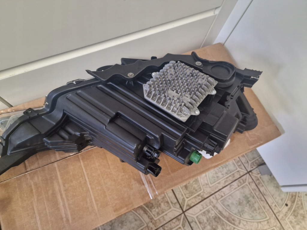 Maserati levante full led європа  повний ліхтарі Ціна