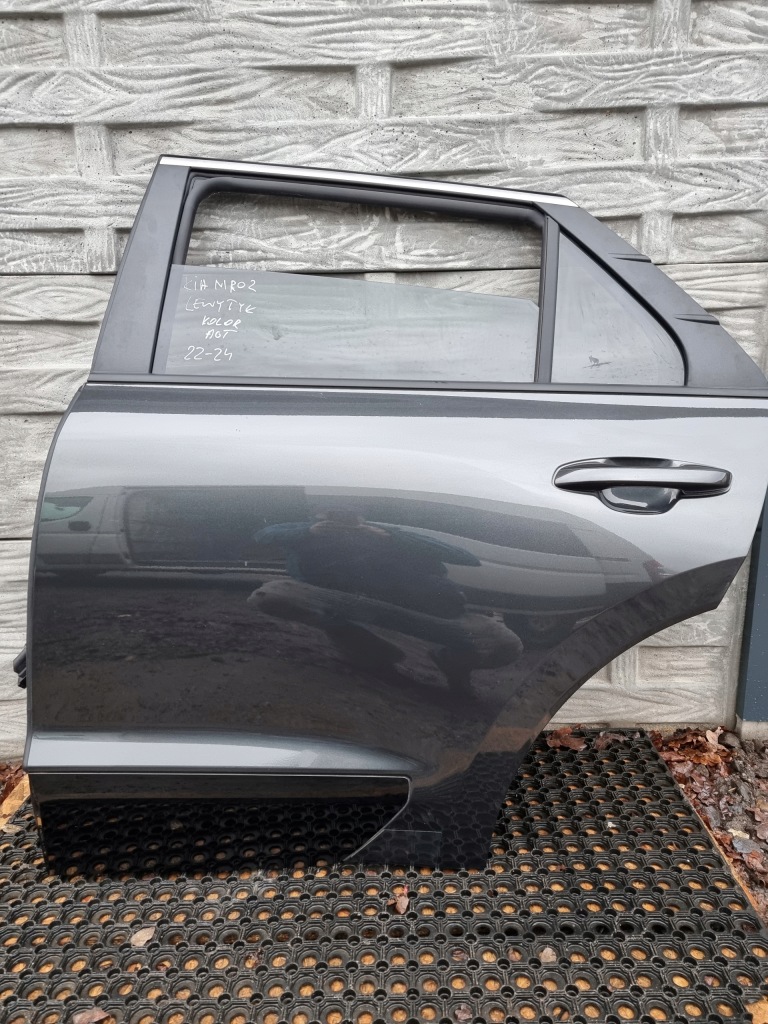 Купити Kia niro 2 двері ліва задній задні 22- колір agt