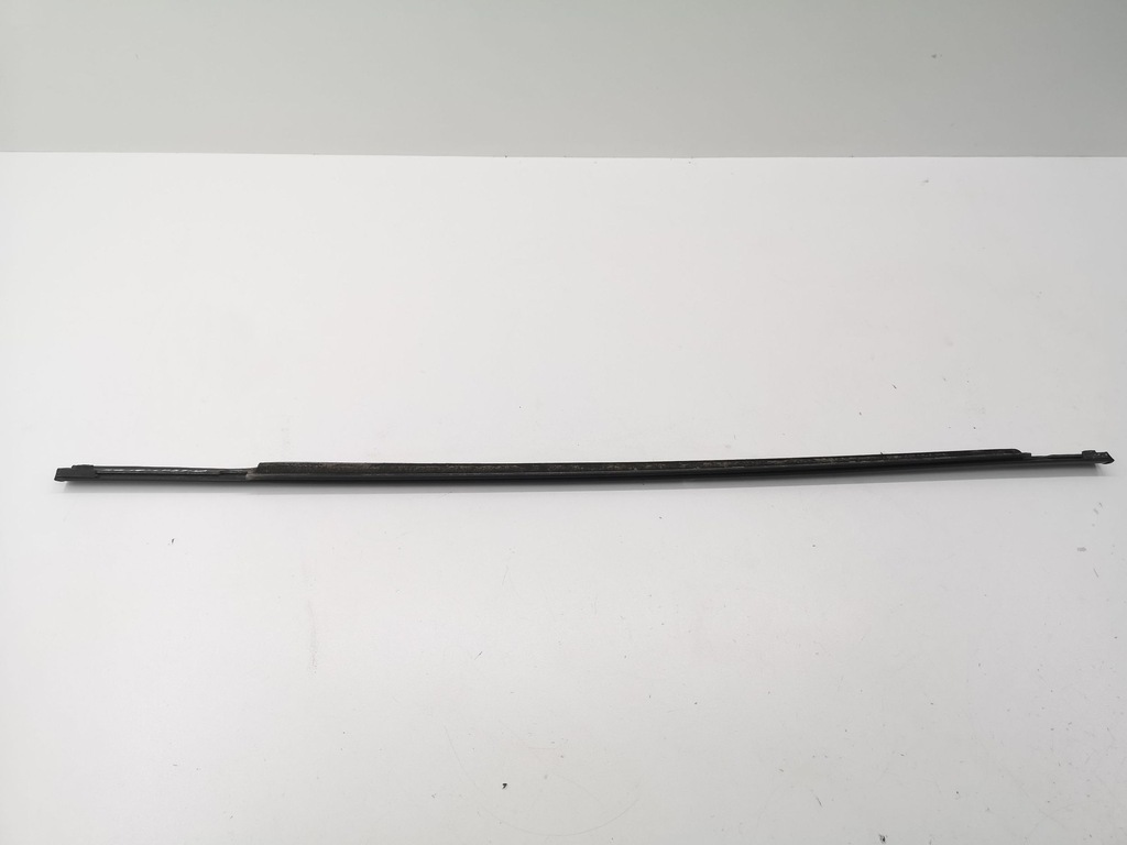 фото №7, Chrysler pt cruiser ліва сторона молдинг прокладка скло двері задніх