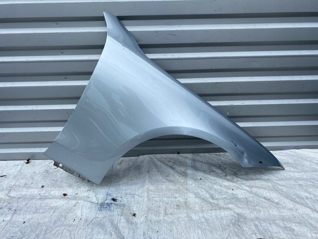 фото №1, Mercedes s 223 крила правий