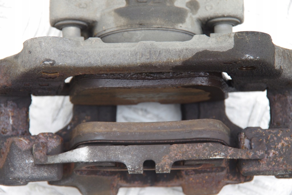 фото №8, Суппорт тормозной перед правый bmw 3 f34 gt 318d w09091 288u