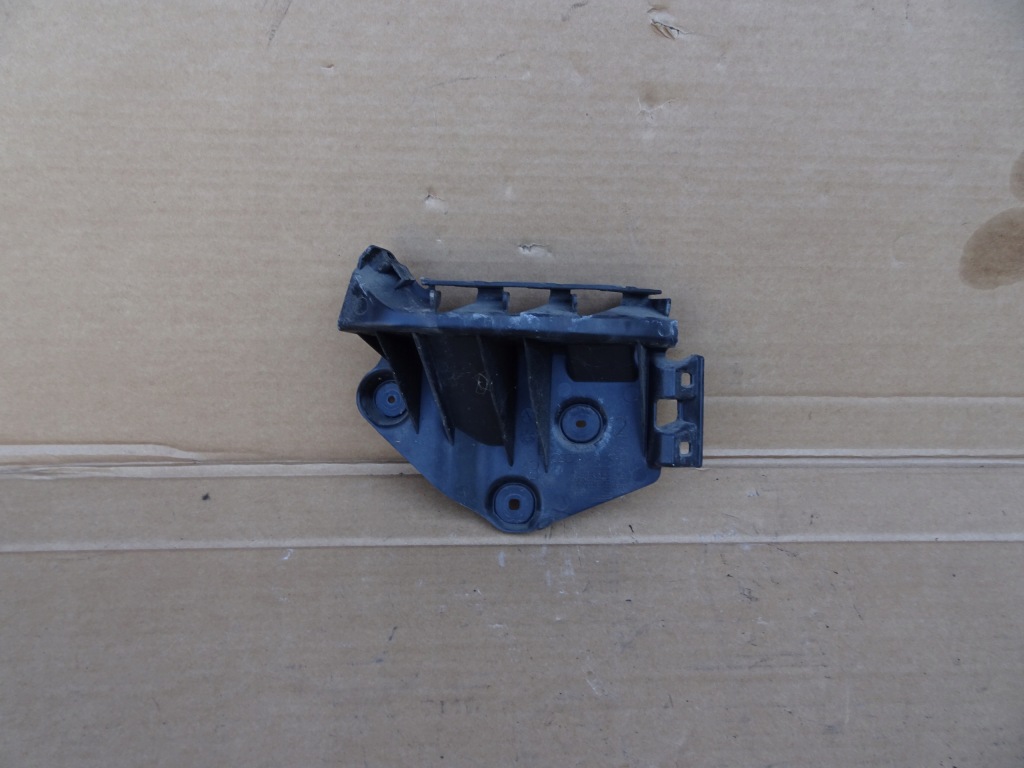 фото №1, Audi a3 8p направляющая бампера правый задняя 5d 8p4807394a