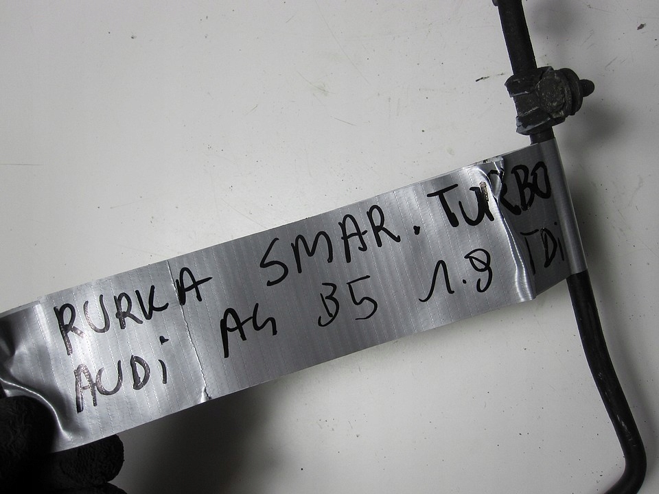 Шланг трубка turbo audi a4 b5 1.9tdi Доставка