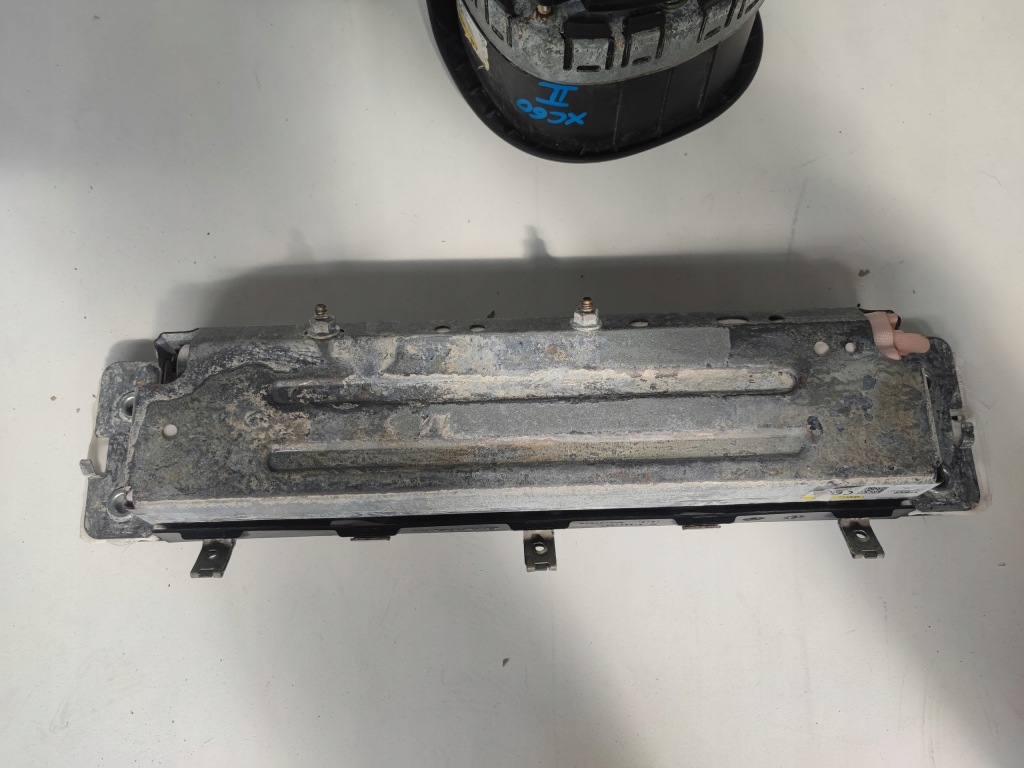 фото №14, Приборная панель консоль подушка безопасности подушка ремни volvo xc60 ii po zalaniu