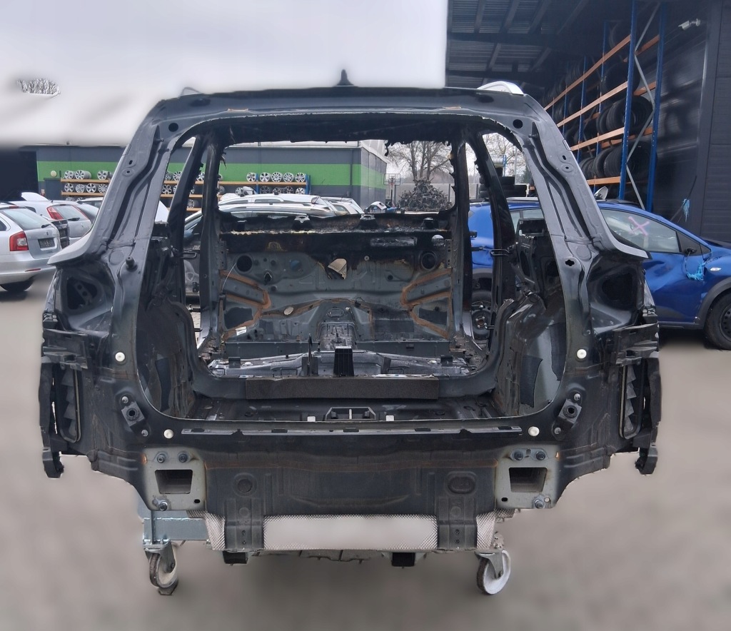 фото №1, Pas задній піддон чверть volvo xc40 лак 717