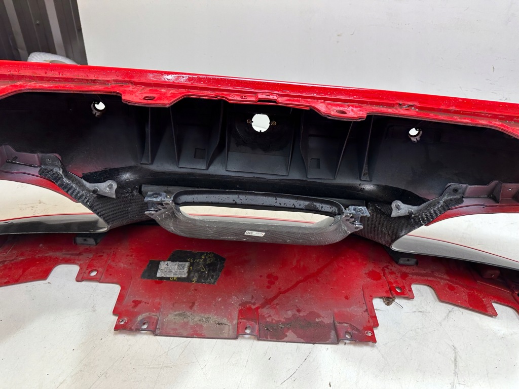 Бампер перед ferrari f8 tributo карбон Недорого