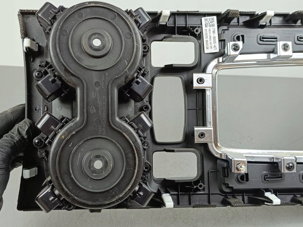 фото №7, 2017 ssangyong rexton рамка рычаг переключения передач  7796136000