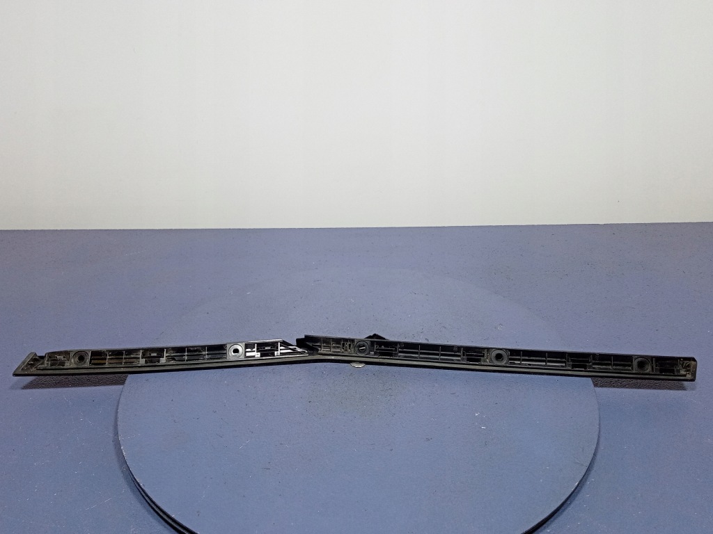 Bmw ix i20 молдинг декоративна задній ліва Доставка