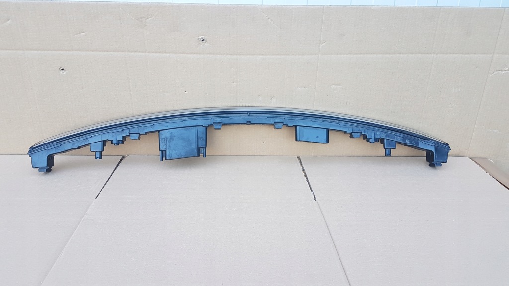 фото №10, Лампа перед накладка mercedes eqa led