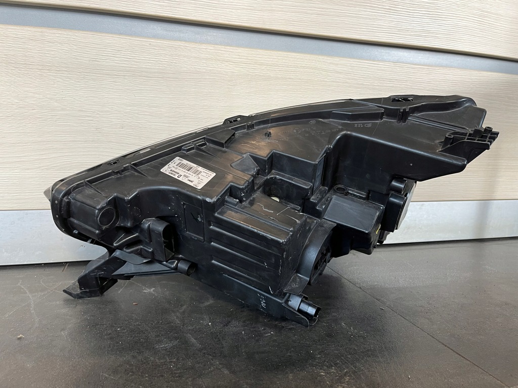 фото №10, Лампа правая передняя citroen c4 iii 3 full led