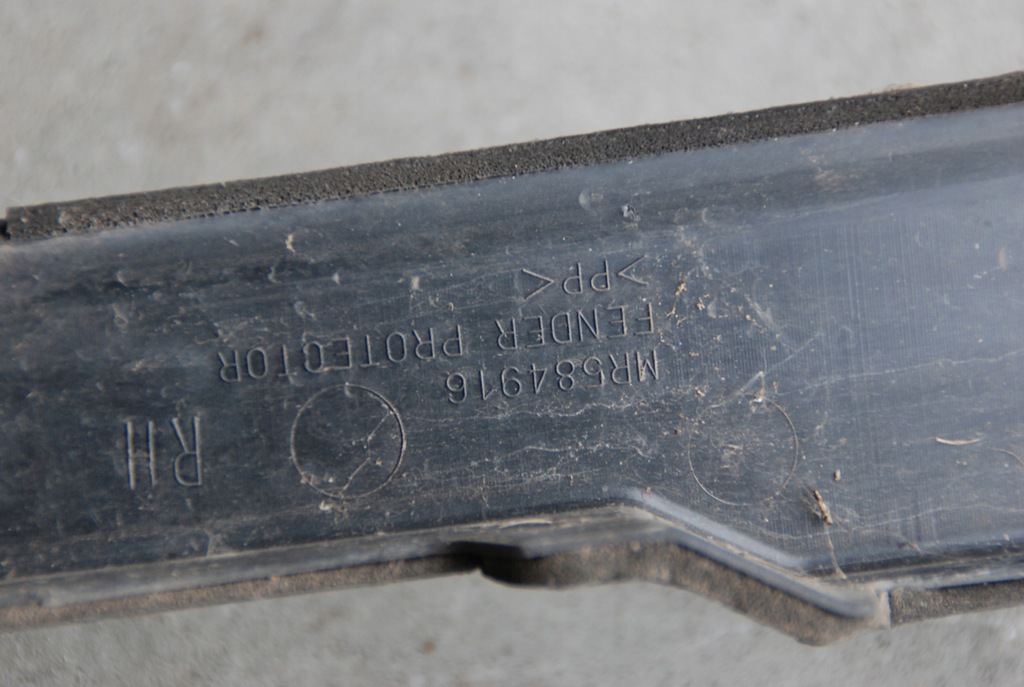 фото №5, Молдинг крыло l / p mitsubishi pajero iv 07r