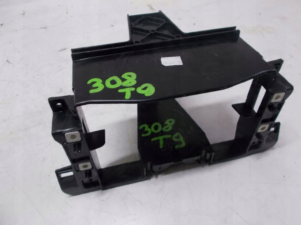 фото №1, Peugeot 308 t9 кронштейн радио навигации