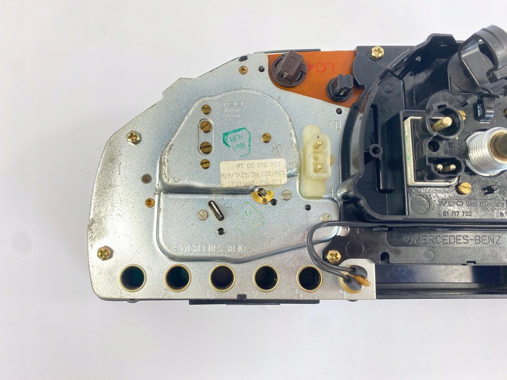 Панель приборная панель mercedes w124 1245435324 1245423701 1245420016 200e 230e m102 Цена