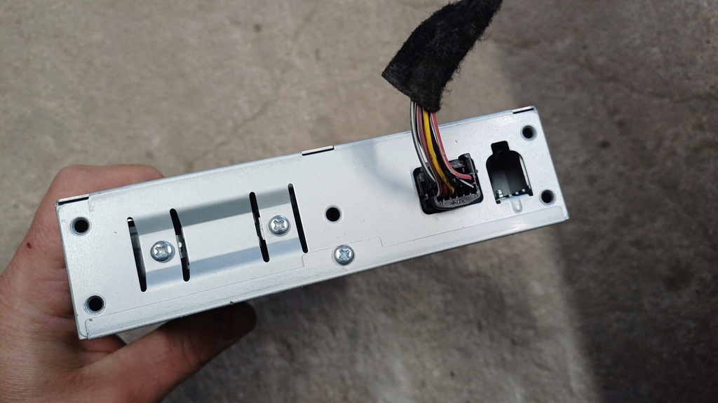 фото №4, Renault megane iv радио чейнджер дисков 281017881r