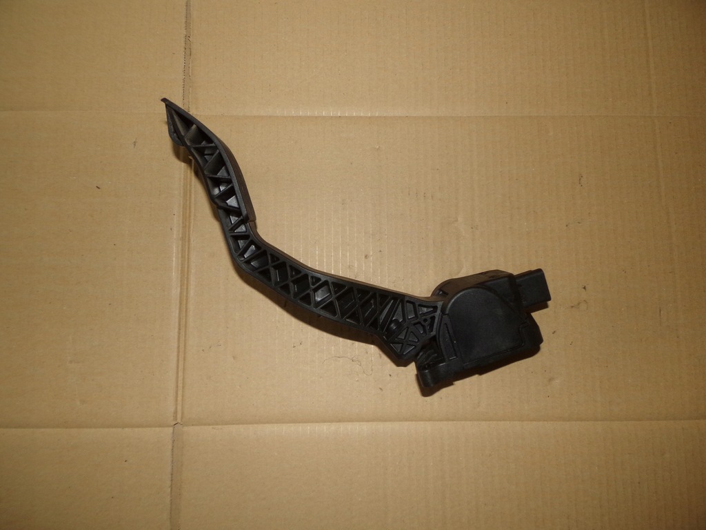 фото №1, Потенциометр педаль 9680565880 citroen c4 europa